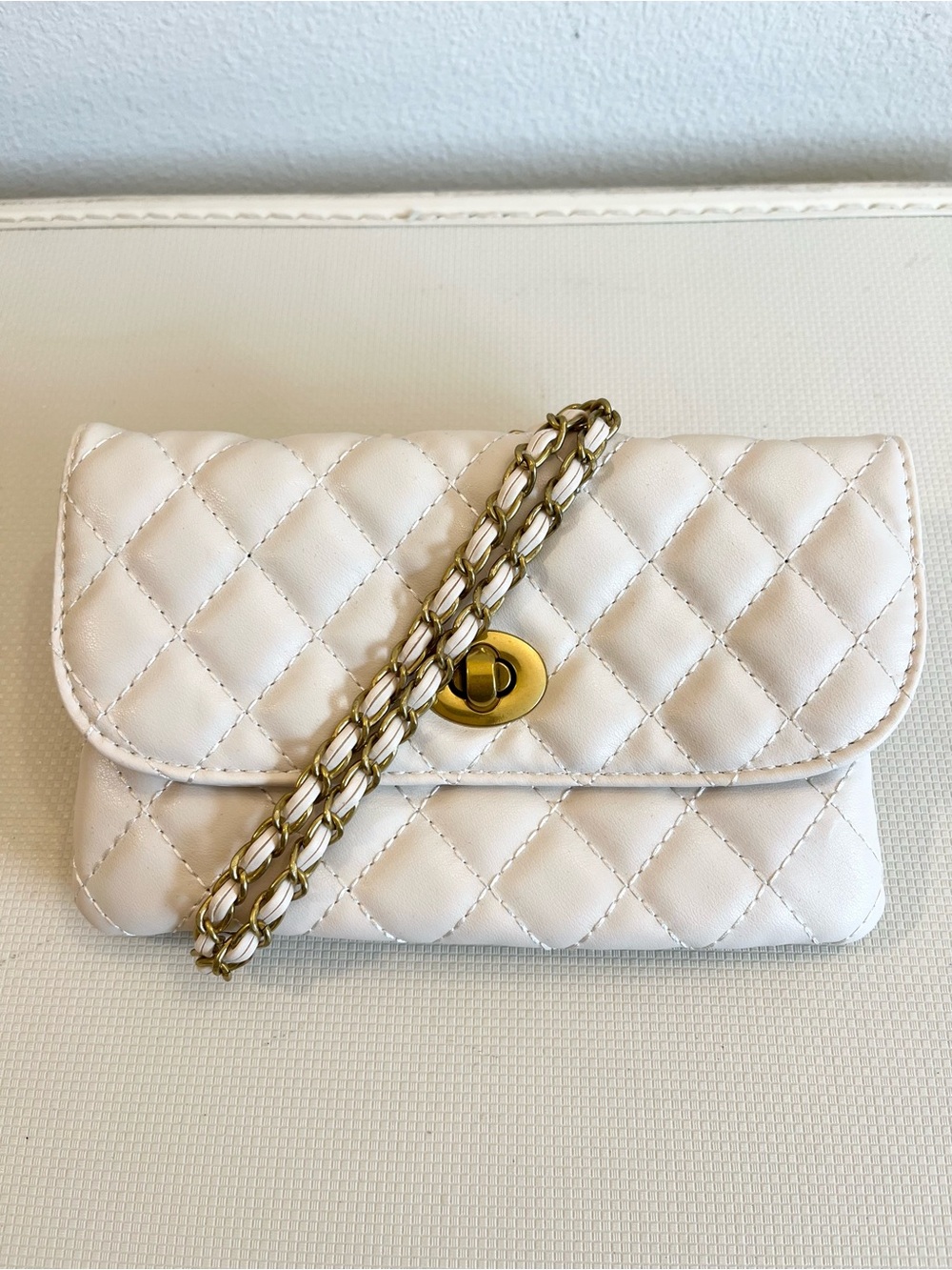 NEW Quilted Cream Crossbody Belt Bag with Gold Chain Strap
